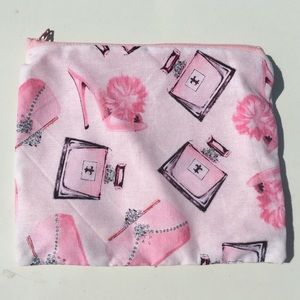 Handmade zipper pouch